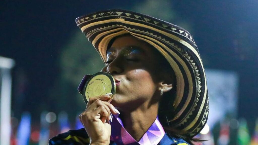 Natalia Linares flies in Asunción: gold medal, junior Pan American record, and qualification for the World Championships in Tokyo.
