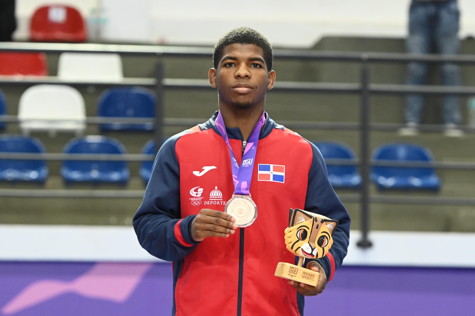 Medalla de Bronce para Dominicana en Lucha Grecorromana